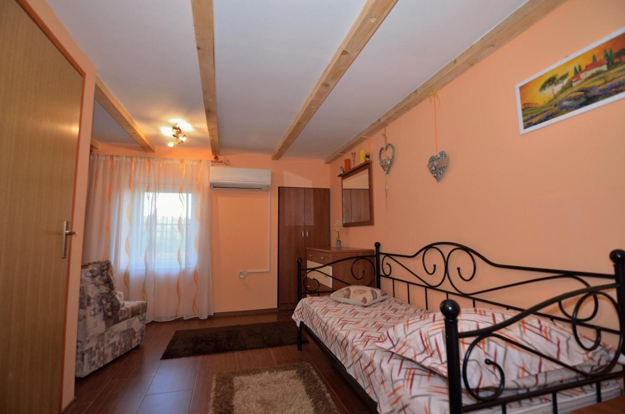 House Tihana Donje Selo na Solti ภายนอก รูปภาพ